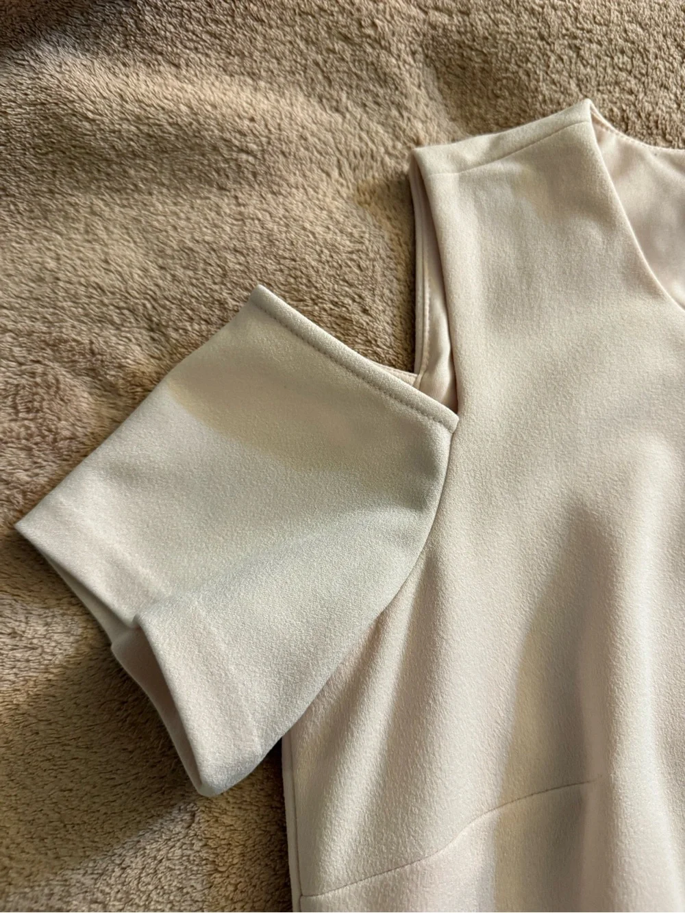 Tommy Hilfiger Cold-Shoulder Midi Dress